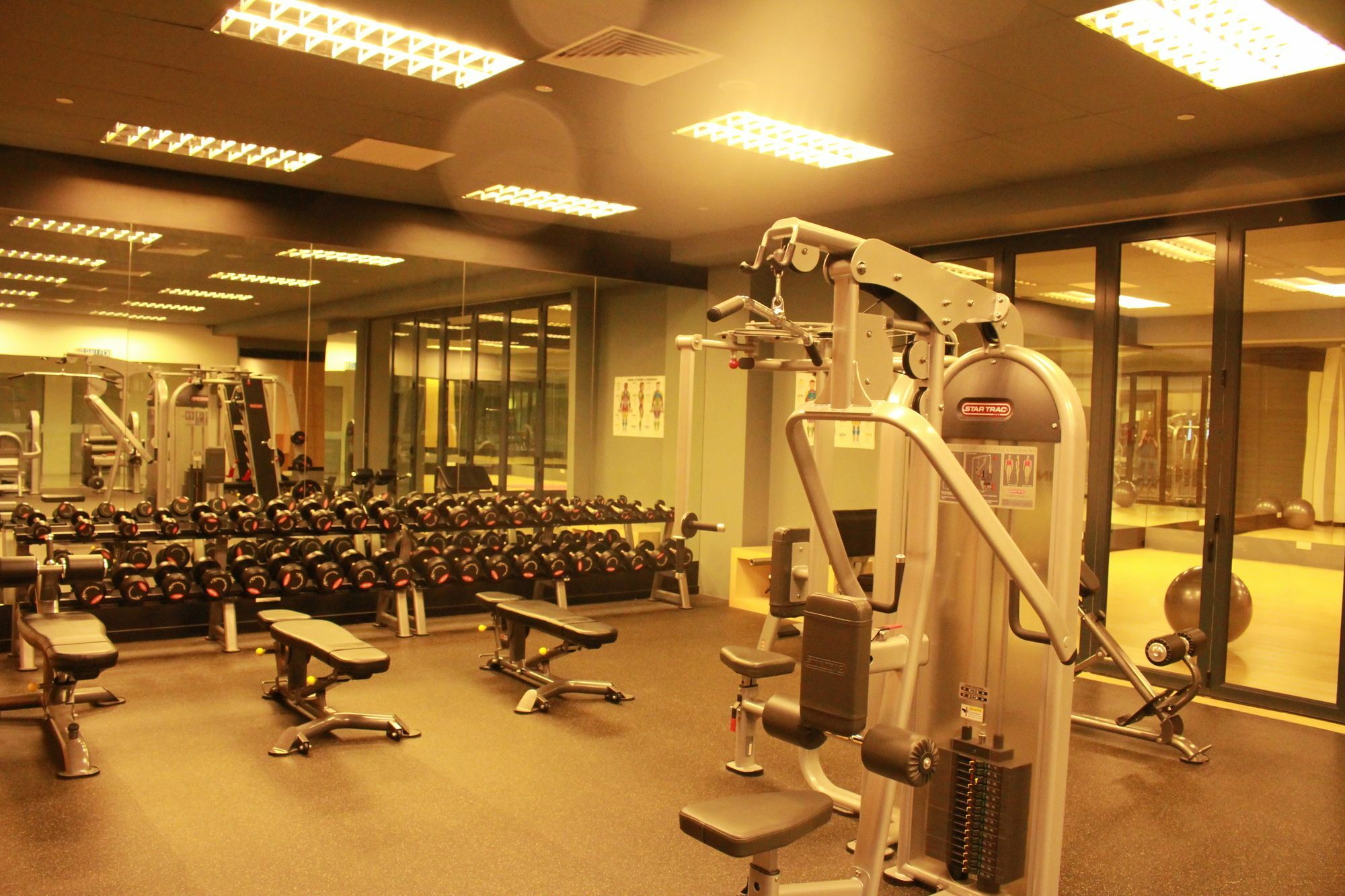 Imperial Suites Serviced Apartment Maong Bazaar Extérieur photo